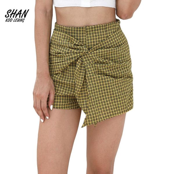 

women's shorts 2021 summer plaid casual ladies straight draped high waisted short pants woman mini streetwear, White;black