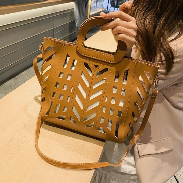 

cross body casual hollow women handbags desinger shoulder bags luxury pu leather crossbody bag large bucket big tote summer beach purse