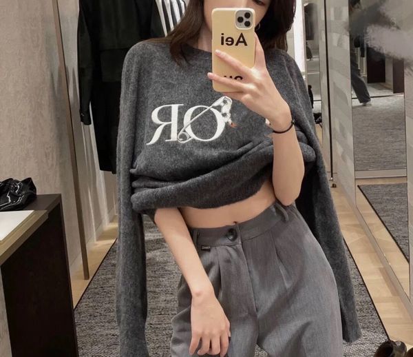 

70% off 21 autumn winter new ash pin letter embroidered sweater loose, fashionable and comfortable, Black;gray