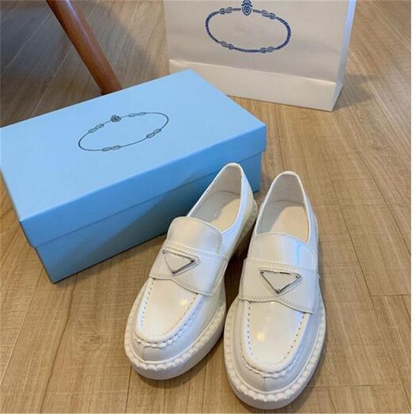 

2021 the latest luxury designer dress flat women casual shoes low-100% leather metal buckle black white size 35-40