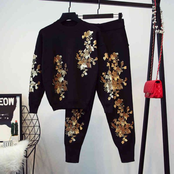 

pant spring fashion knitted suit women outfits handwork sequins leaf sweater pencil pants two piece set female loose casual knit 2pc, White