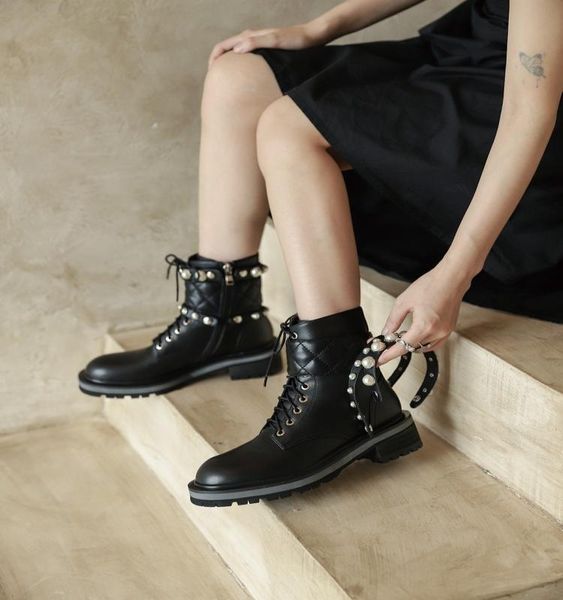 

boots luxury pearl buckle round toe cross tied side zipper shoes woman low chunky heels zapatos de mujer 2021 booties, Black
