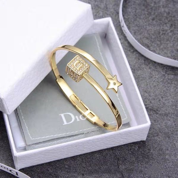 

designer jewelry family's new dice square pentagram letter female fashion temperament bracelet, Black