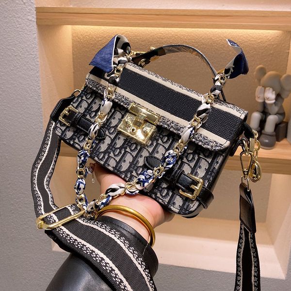 

5a+ women luxurys designers crossbody bags 2021 handbag new letter logo wide shoulder strap bag wholesale size: 20*14cm