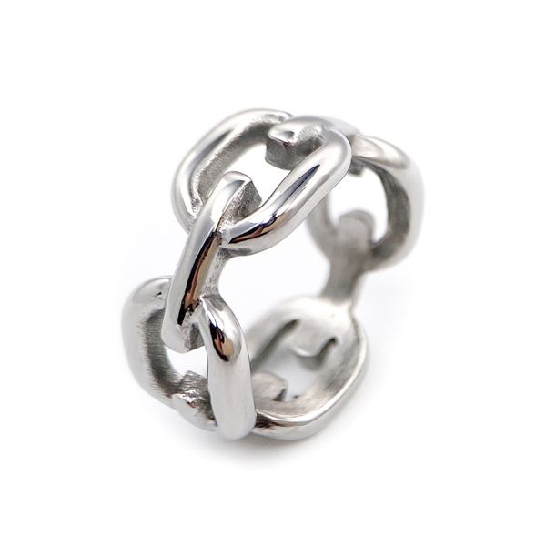 

2021 latest design simple eternal love ring for women stainless steel delicate butterfly silver gold rings woman sister engagement bridesmai