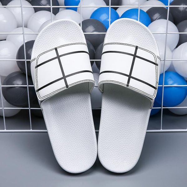 

slippers mooregood spring and summer trend personality korean men's wear-resistant beach shoes fashion classic mop, Black