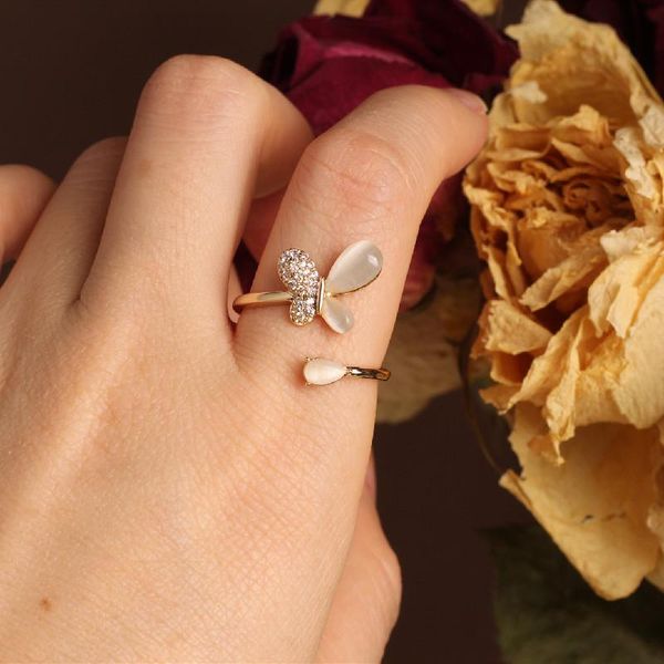 

cluster rings korean fashion jewelry exquisite copper inlay zircon butterfly opal female opening adjustable index finger ring, Golden;silver