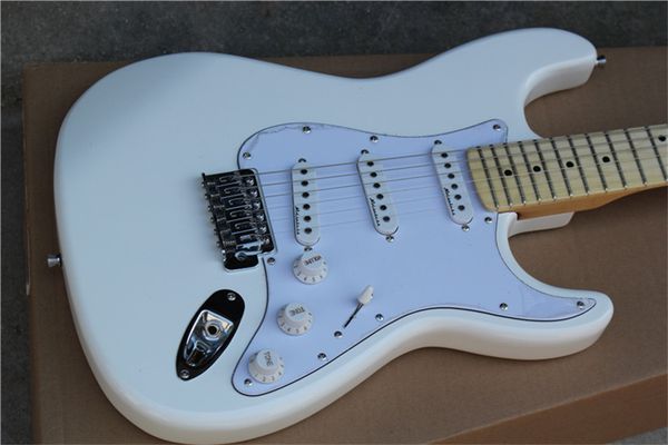 

6 strings white electric guitar with tremolo bar,maple fretboard