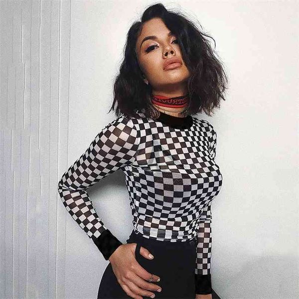 

black white plaid checkerboard t-shirts for women hollow out slim female t-shirt long sleeve tee shirts 210607