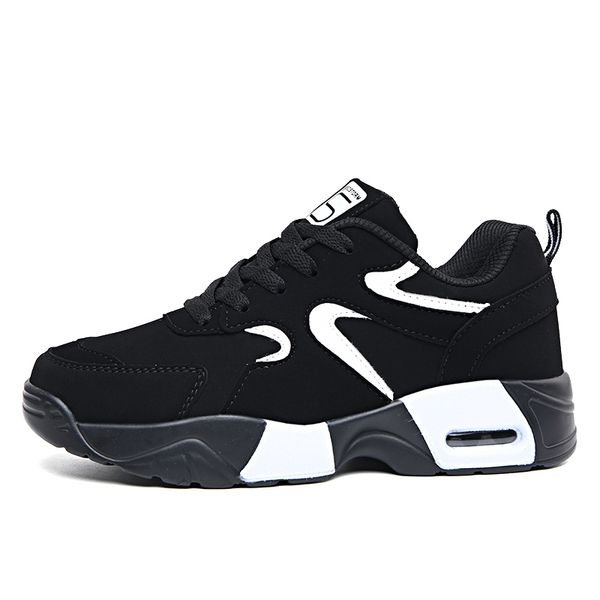 

spring leisure thick soled sports shoes
