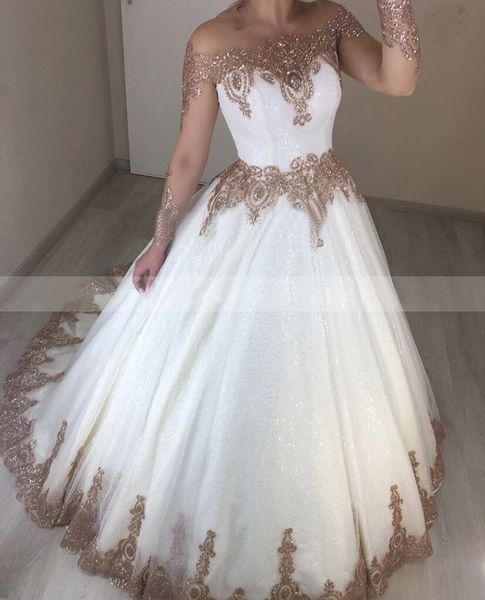 Prinzessin weißes Hochzeitskleid mit roségoldenen Applikationen Vintage transparente lange Ärmel Brautkleid Ballkleid Robe Mariage Kleider246x