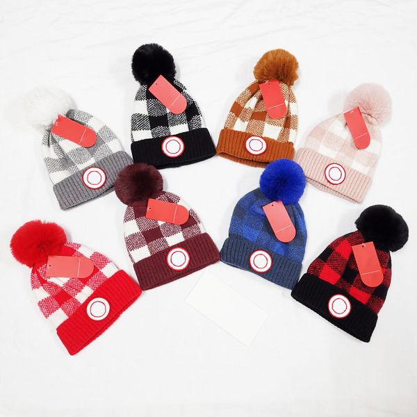 Зимние моды дамы дизайнер вязаные шапки роскошные повседневные утолщенные теплые уличные улицы 8 цветов