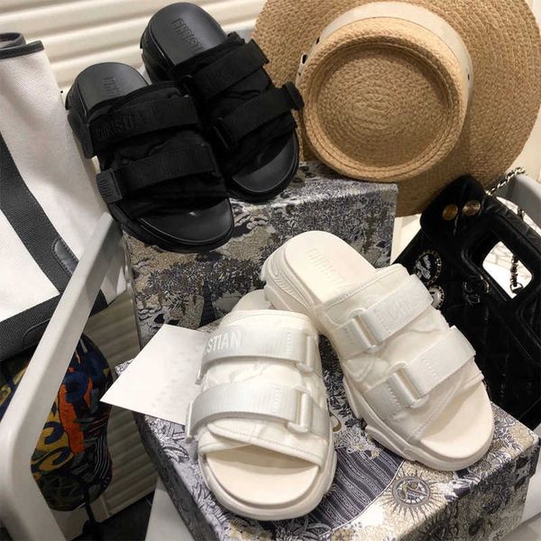 

d family's new slippers in 2021 summer d4t1 zlh, Black