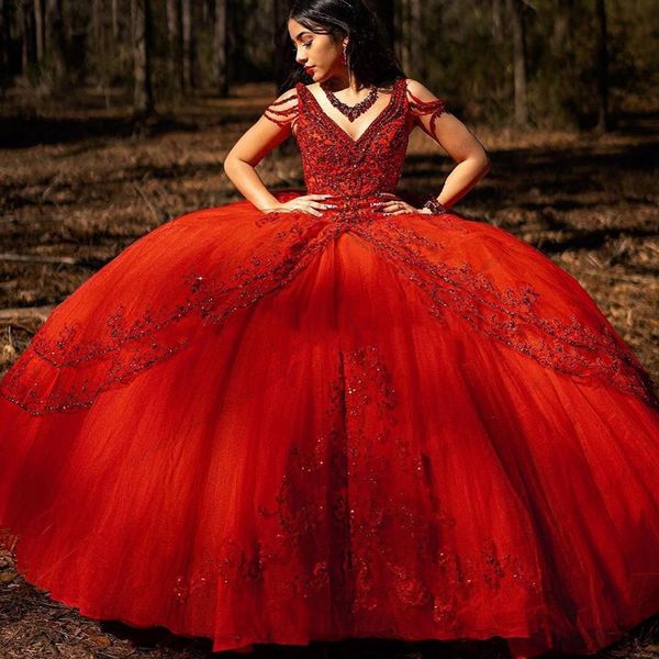 Funkelnde rote Quinceanera-Kleider mit Paillettenapplikation, schulterfrei, Quaste, bauschiger Rock, Schnürkorsett am Rücken, Abschlussball, Vestidos de 15 a￱os