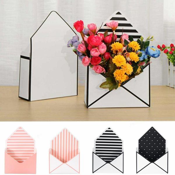 

12pcs bouquet gift box envelope flower boxes hand holds foldable floral paper wedding romantic holder decor wrap