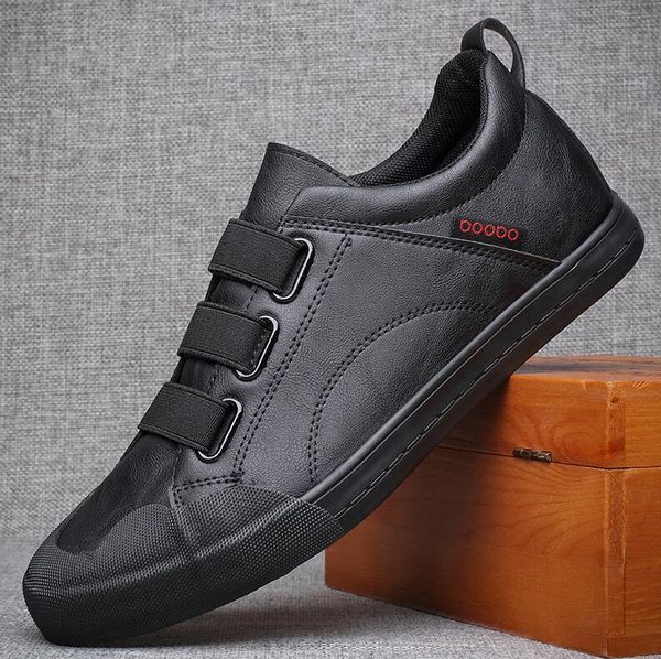 

2021 autumn new fashion men shoes elastic band leather casual shoes trend shoes man cool loafers flat, Black