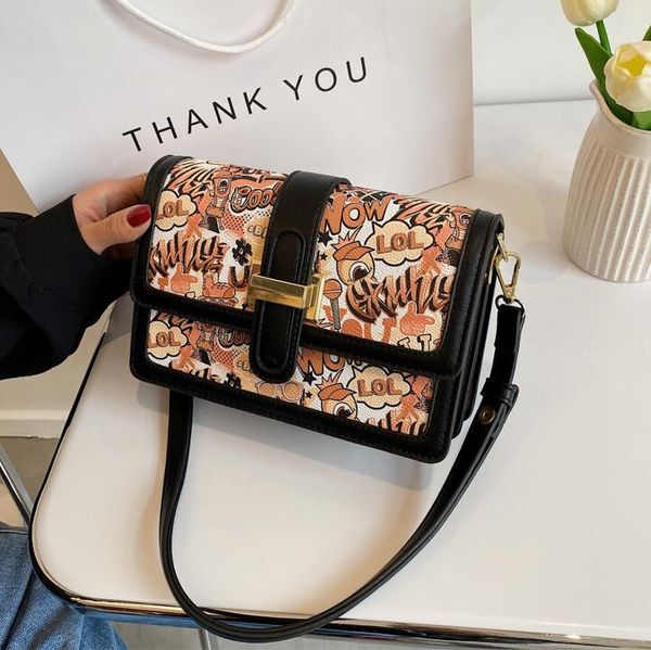 

factory wholesale women handbag simple printed shoulder bag street trend graffiti womens messenger bags sweet little fresh leather handbags, Black;red