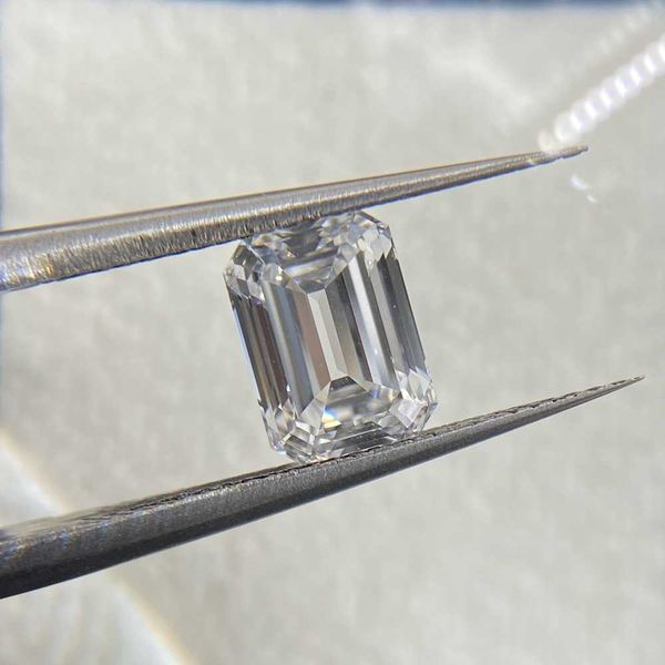 Molto buono tagliato 2.02 carati d vs2 igi smeraldo taglio cvd laboratorio creato diamanti con cinturino allentato Prezzo per carati H1015