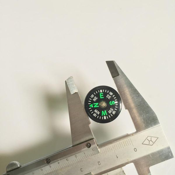 

pcs/set 20mm small mini compasses for camping hiking traveling puz777 outdoor gadgets