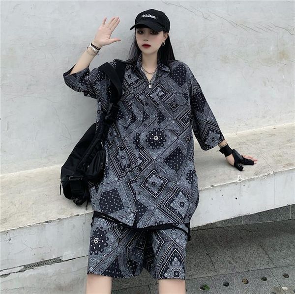 

women's blouses & shirts 2021 korean women summer 2 pieces floral print casual short-sleeved shirt female loose wide-leg straight short, White