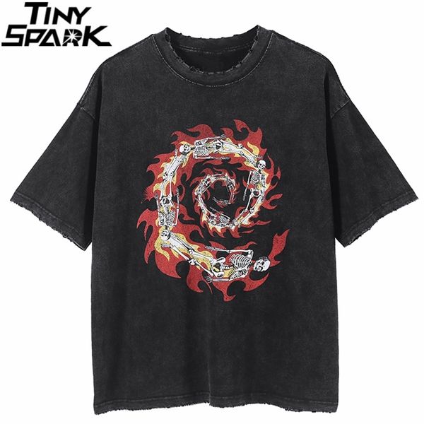 T-shirt da uomo Hip Hop Streetwear Fire Flame Paisley Skull Strappato T-shirt lavata vintage retrò Harajuku Cotton Tops Tees Nero 210329