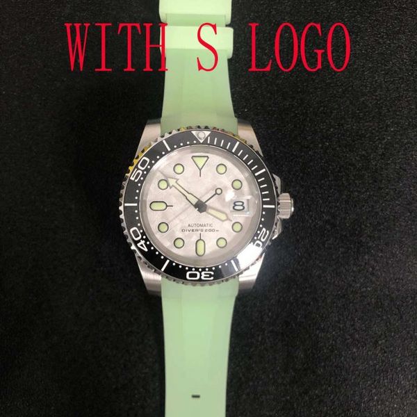 

wristwatches automatic watch 40mm stainless steel case rubber strap sapphire glass ceramic bezel green luminous japanese nh35 movement 1, Slivery;brown