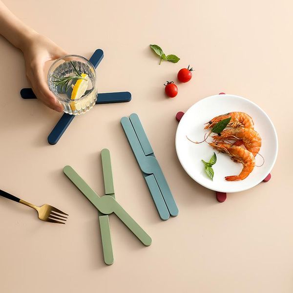 

mats & pads creative x-shaped folding thermal insulation pad household kitchen pot bowl cup high temperature resistant silicone non slip mat