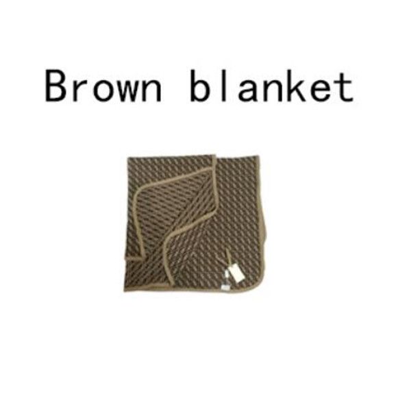 

new 2021 autumn and winter fashion letter style baby clothes swaddle cotton quilts newborn boy girl babies thick quilt blanket