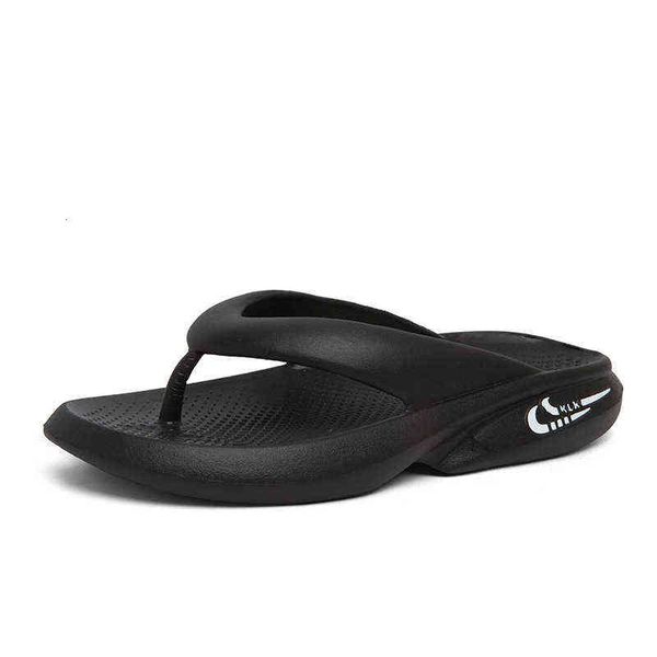 

men's flip flops with sense of stepping on excrement light breathable korean version home trend men wearing beach slippers, Black
