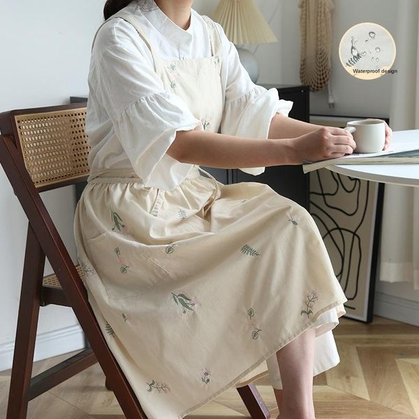 

aprons small fresh embroidery simple florist apron cotton linen gardening coffee shops kitchen cooking baking restaurant