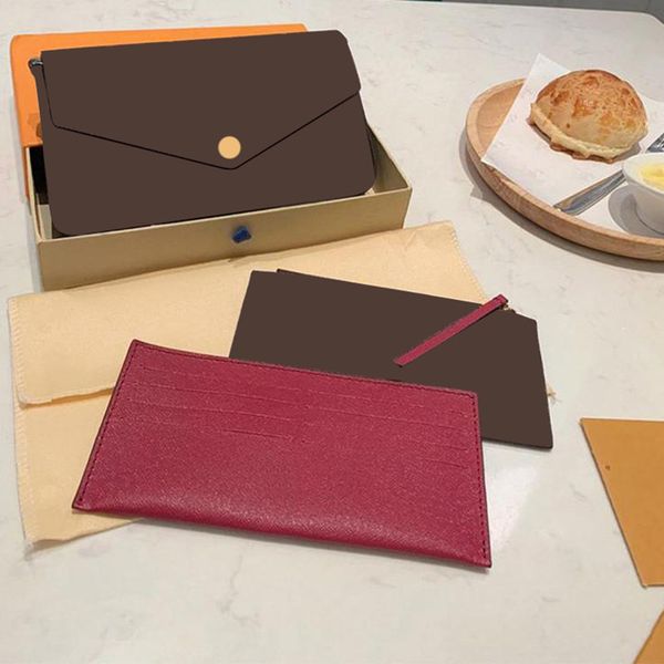 

2021 fashion one-shoulder messenger bag three-piece brown letter flower leather chain big design can be waterproof and exquisite workmanship