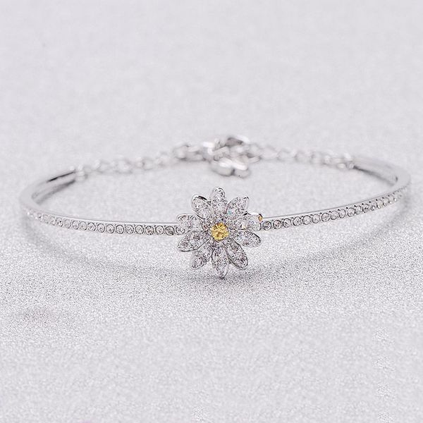 

bracelet shijia daisy female element crystal sunflower shape, Golden;silver