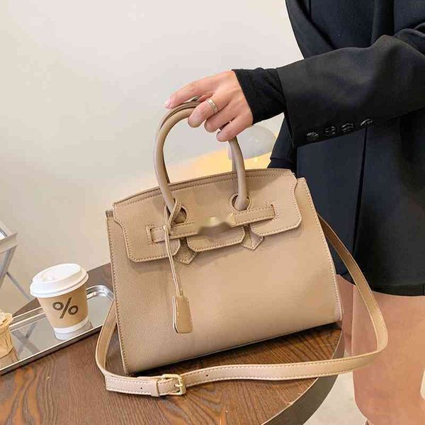 

louis vutton bag61% off h family bag 2021 new one shoulder hand-held leather tote women's large capacity outlet online deals wholesalef