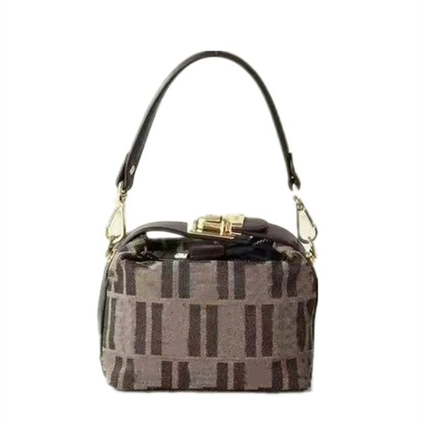 

small bag female fashion new net red versatile single shoulder messenger chain square