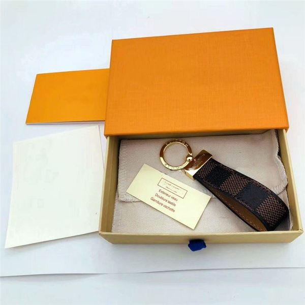 

classic popular men's and women's key rings 4 color leather car keychains pendant with packaging box, Silver