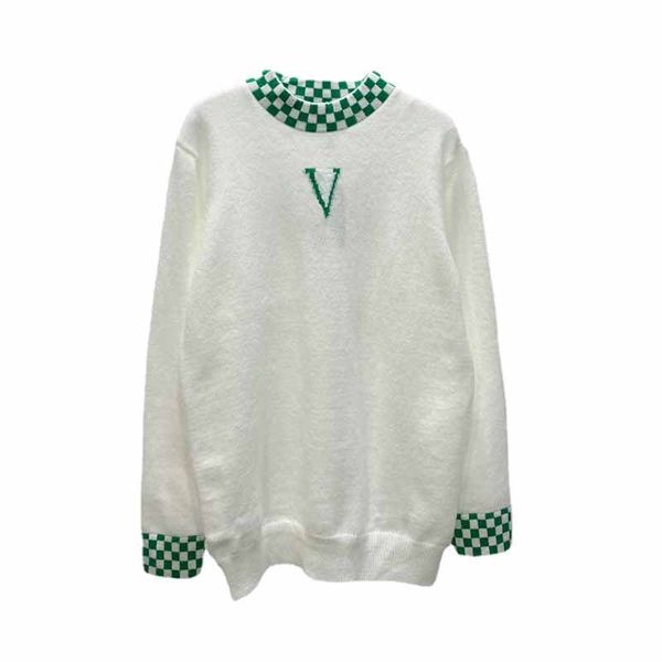 

autumn and winter new womens sweater pullover round neck checkerboard plaid sweater women temperament loose casual bottoming shirt long slee, White;black