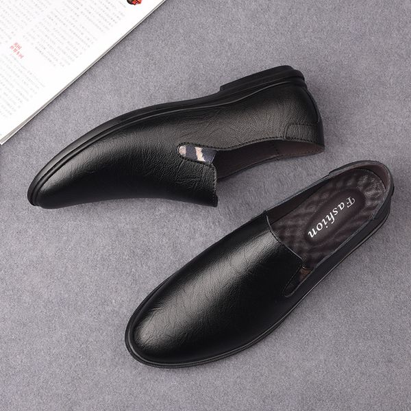 

dress shoes male chapped leather shoes, waterproof loafer, breathable fabric, design for men from 37 to 45 7lrp, Black
