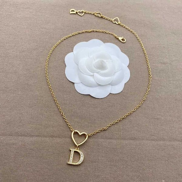 

21 new love letter diamond female fashion brass necklace, Silver