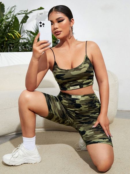 

sxy camo print letter patch crop cami & biker shorts u8sx#, White