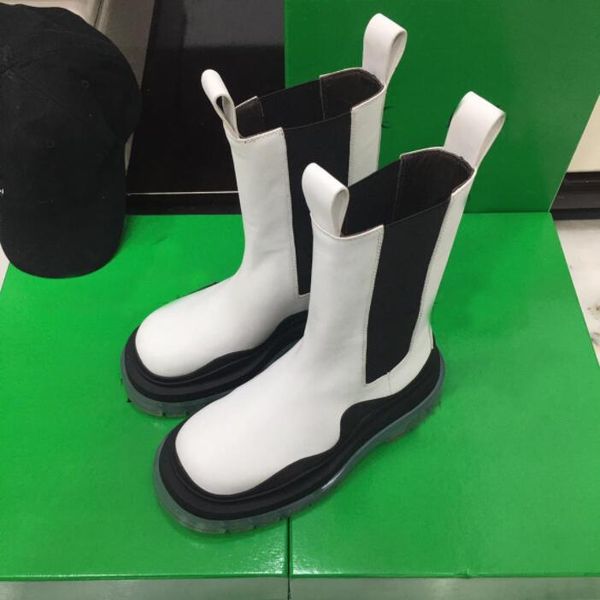

2022 new designer shoes women designer boots ladies ankle haif cowskin chelsea zipper boot autumn winter martin fashion camfort shoes size 3, Black