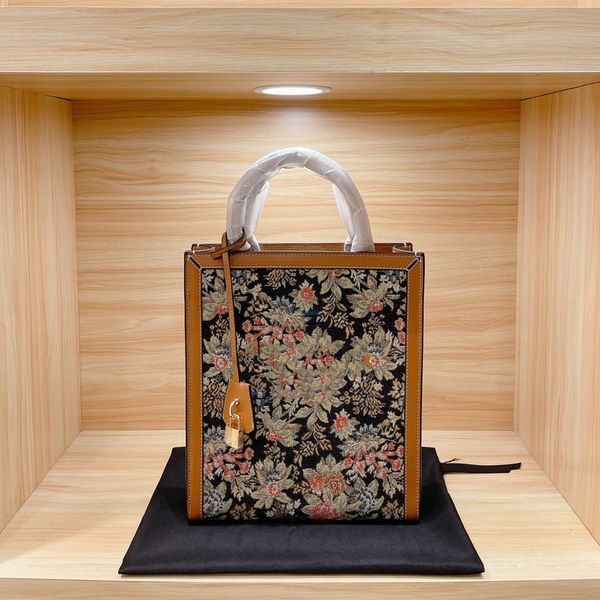 

Designer Tote Shoulder Bags Crossbody bag luxury Handbag Fashion brand high-quality Genuine Leather 15 Different colors Various styles With