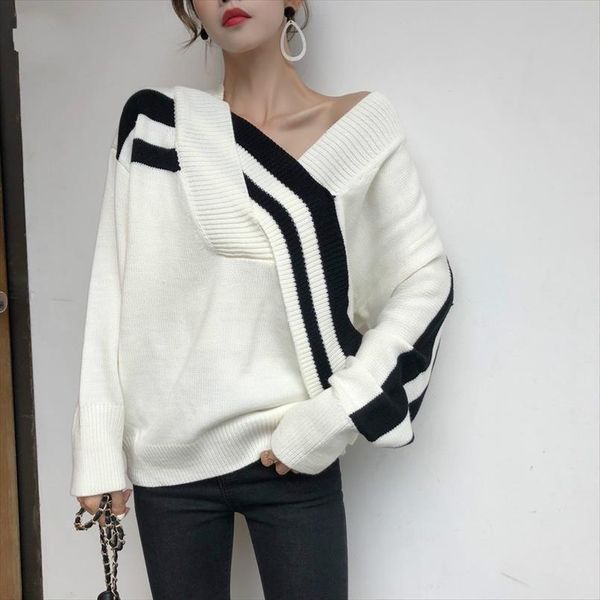 

[ewq] tide comfortable knitted womens sweaters slash neck pullover color matching all match autumn vacation queen casual sweater, White;black