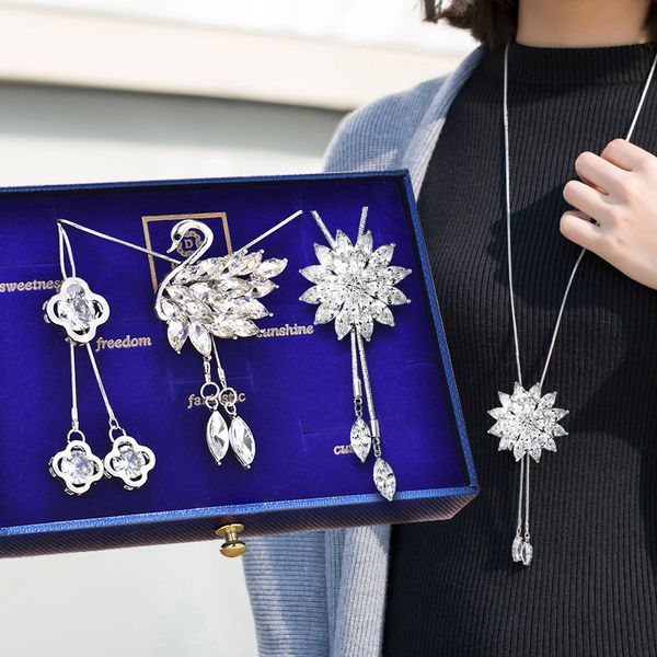 

autumn winter new japanese and korean sweater chain pendant women's coat pendant jewelry necklace long simple 100 matching accessories, Black