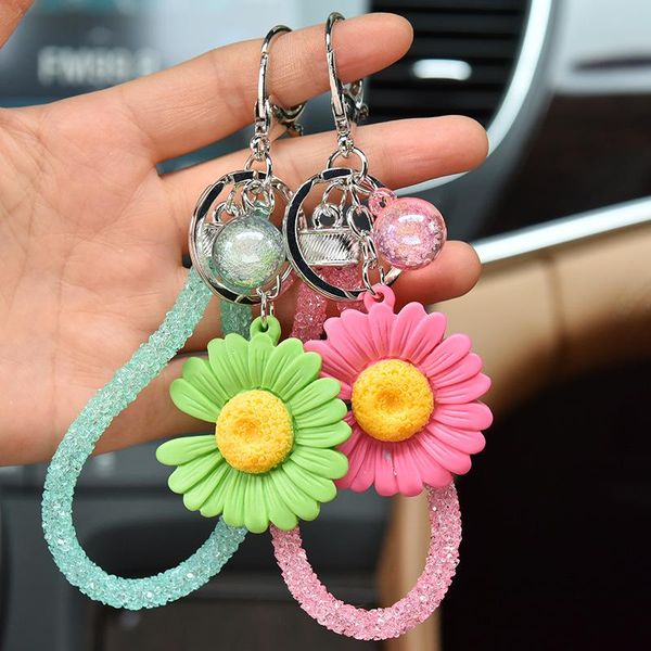 

keychains 2021 candy color daisy flower keychain crystal transparent pendant rope ins car key chain bag jewelry accessories, Silver