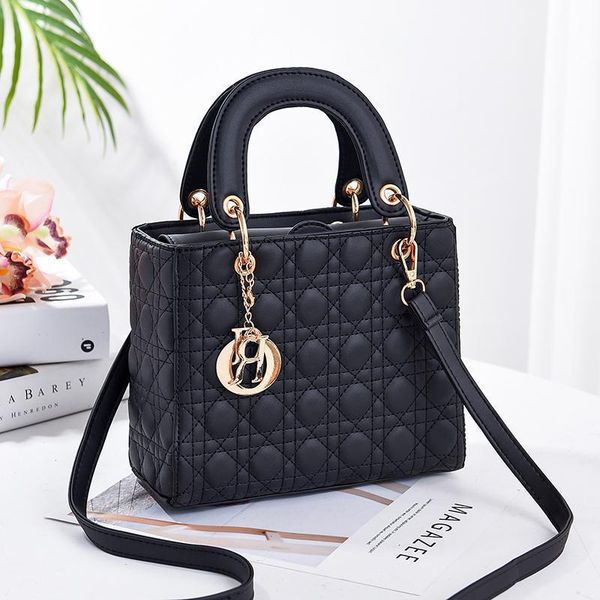 

evening bags 2021 fashion trend small bag texture broadband embroidery line oblique diamond chain square