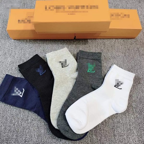 

2021 cotton sports socks with street-style striped sports basketball for men and women 5 pieces/piece ezryhz, Black