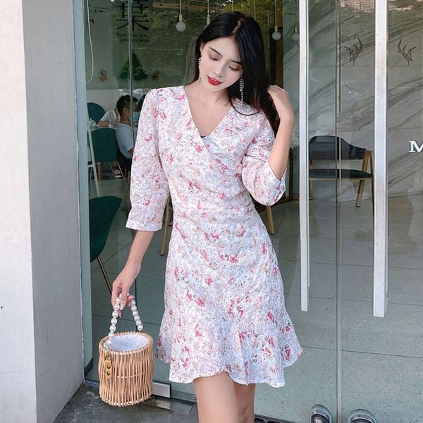 

spring women's dress french lace embroidery floral dress zichun 2021 new femininity fashion skirt, Black;gray