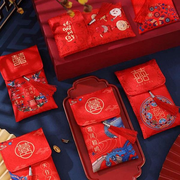 

gift wrap 2021 hand-painted red envelope wedding satin silk fabric packet