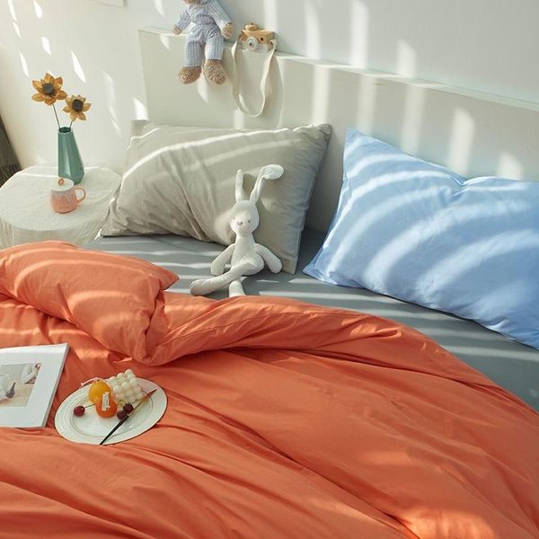 

bedding sets ins simple nordic style with fitted sheet \ four seasons \cotton