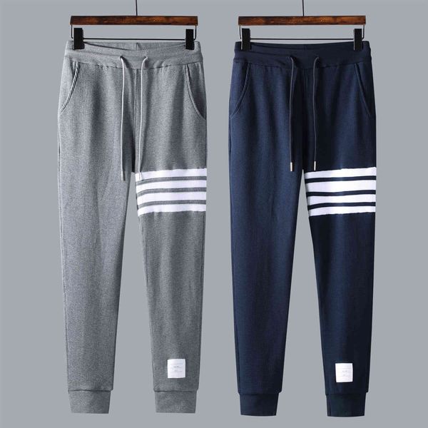 

design clothing fashion waffle guard street casual pants four bars, loose in autumn winter, men's and women's same style, Black